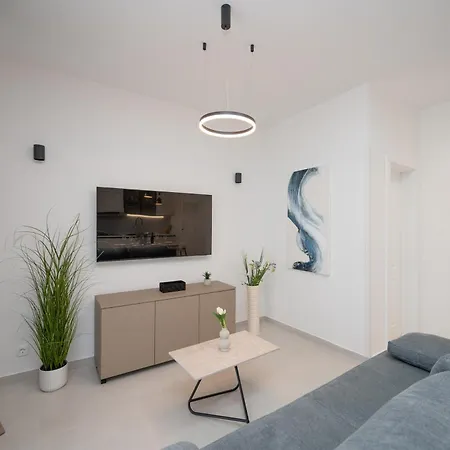 Villa Mirage *